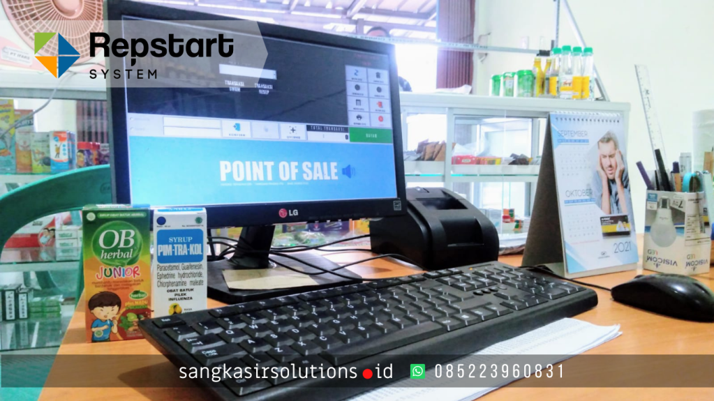 Komputer Kasir di Apotek Ayuliza Farma Lewo Kabupaten Garut