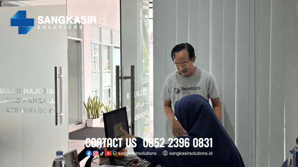 Training Program Kasir Repstart System di Cairo Mart, SD SMP Islam Al-Azhar Cairo Yogyakarta