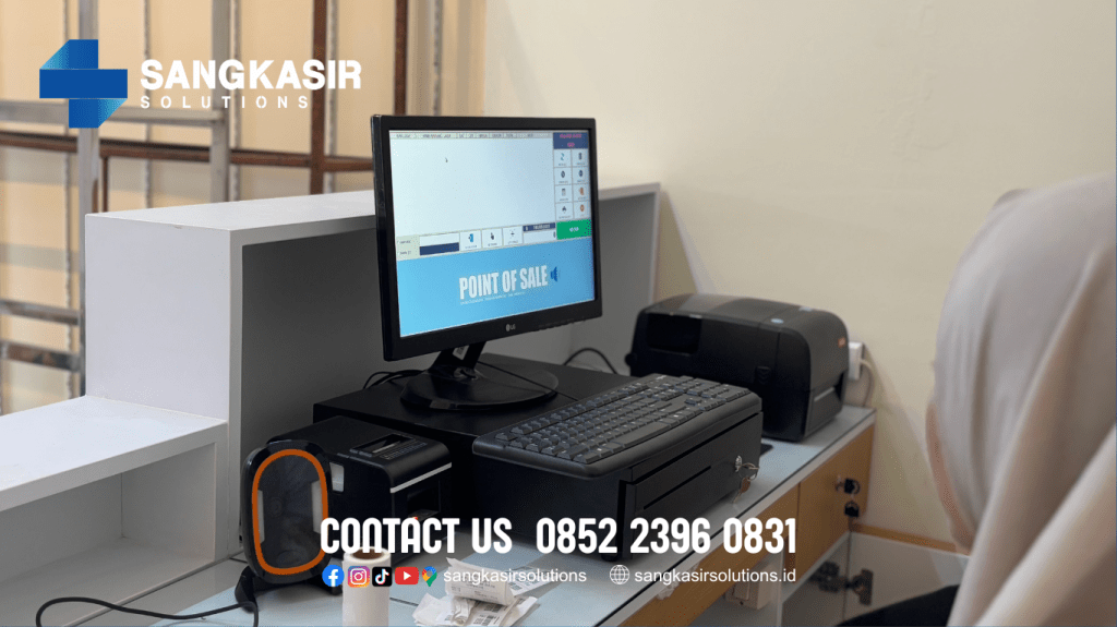 Paket Komputer Kasir untuk Toko Pakaian di MSA Fashion Mojosongo Jebres Kota Surakarta. Paket Komputer Kasir untuk toko pakaian terdiri dari : 1 SET Komputer, Program Kasir Repstart System, Barcode Scanner, Printer Struk, Printer Barcode, Cash Drawer.