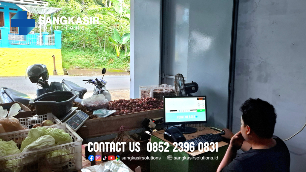 Penggunaan Komputer Kasir di Toko Sayur Rempah Makmur Margamulya Kabupaten Ciamis. Paket komputer kasir untuk toko sayur ini diantaranya: Komputer 1 set, Program Kasir Repstart System versi Retail (DEC),  Printer Struk Thermal 58mm.